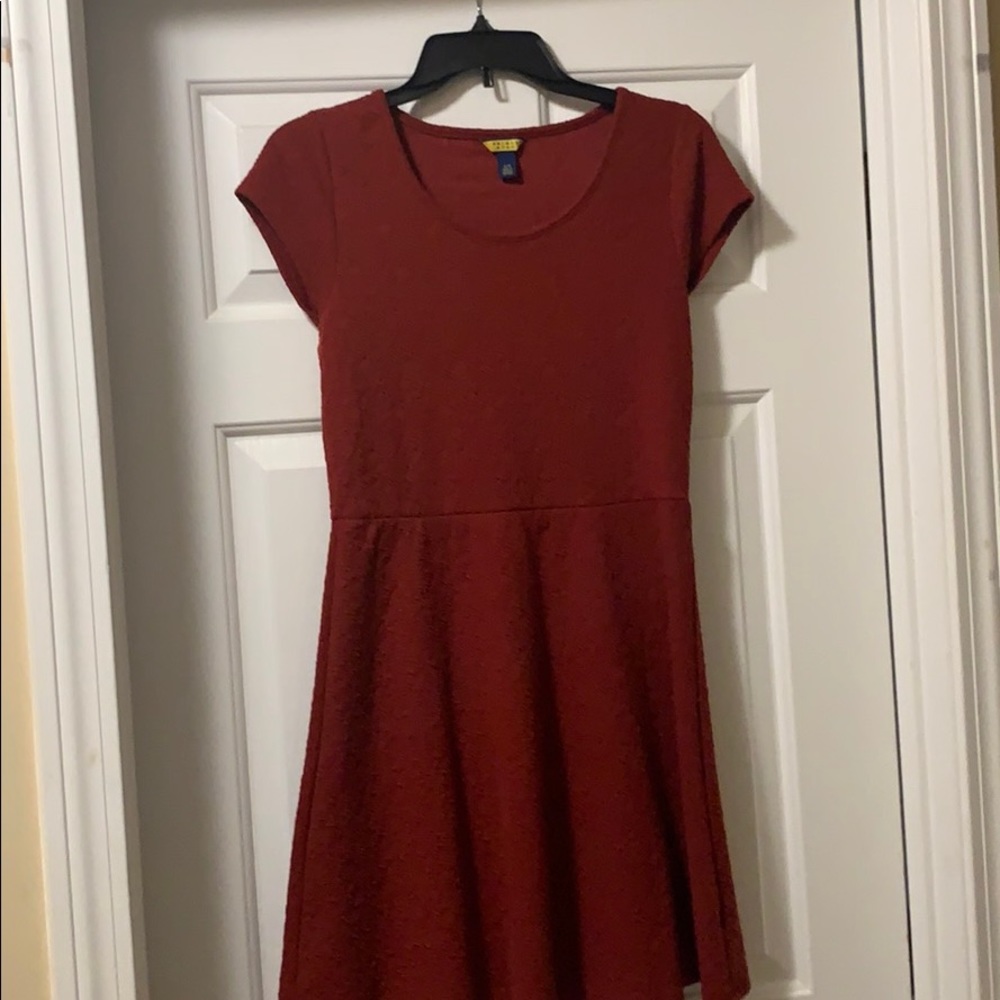 maroon dress